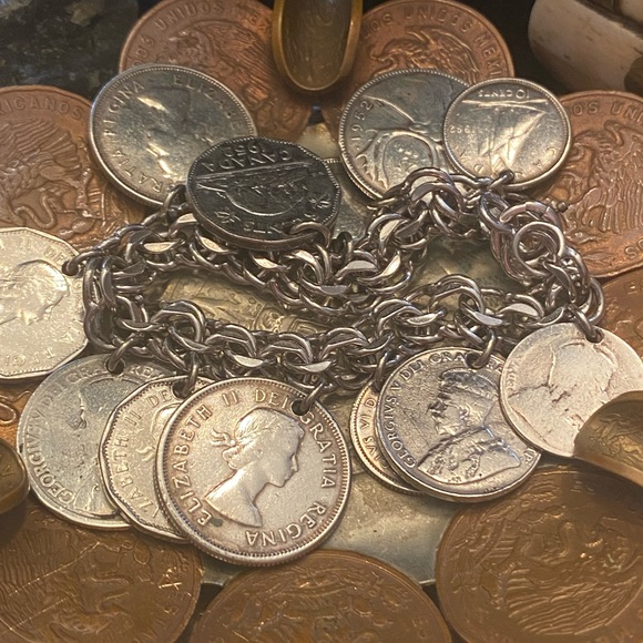 Sterling charm bracelet . 69 grams - Picture 2 of 12